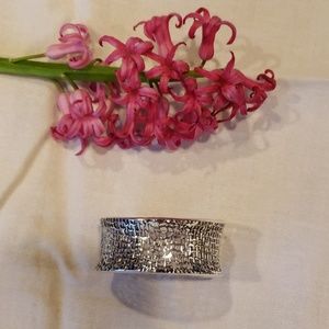💥💥Silpada Sterling  Mesh Cuff Bracelet💥💥